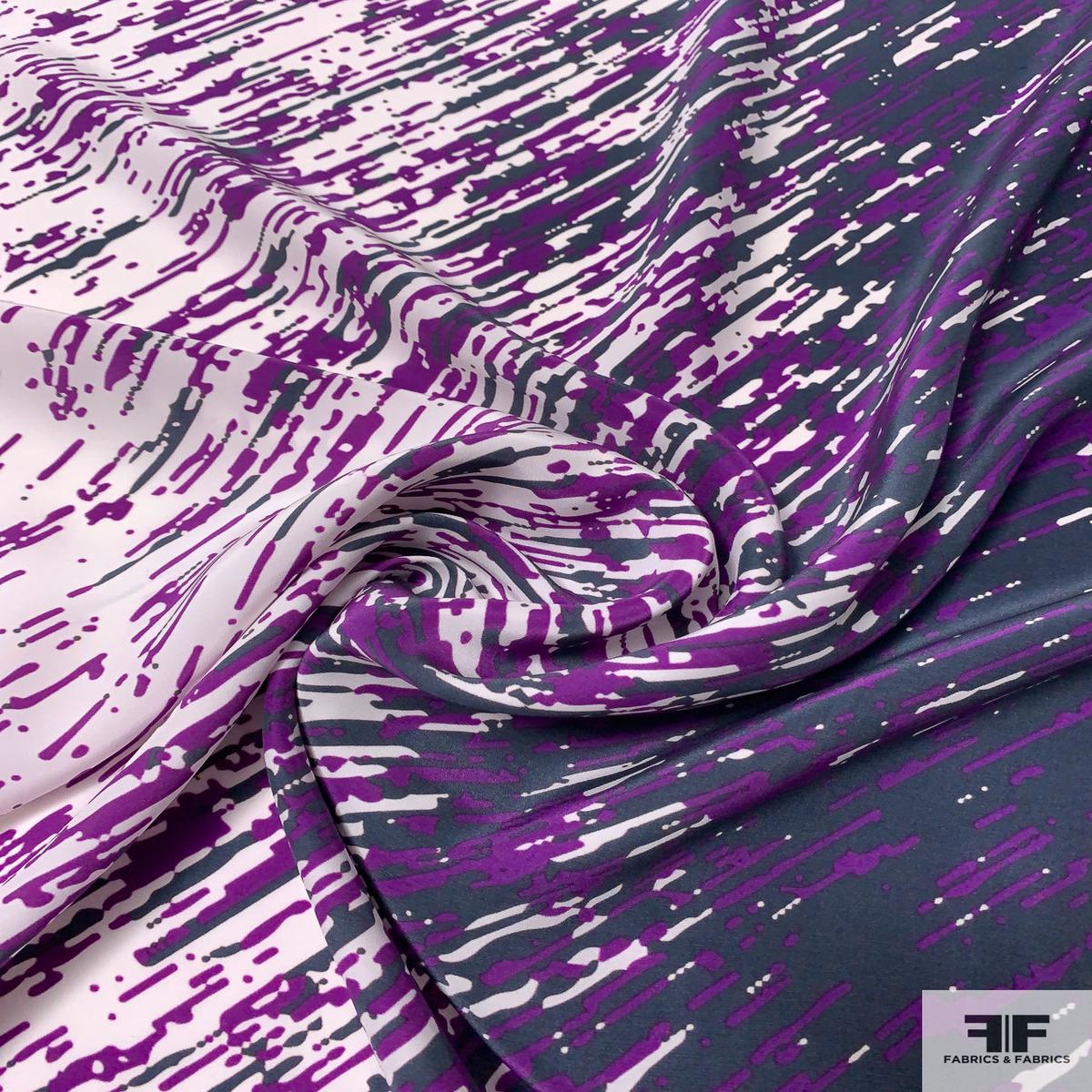 Diagonal Splatter Border Pattern Matte-Side Printed Silk Charmeuse - Purple / Navy / Off-White