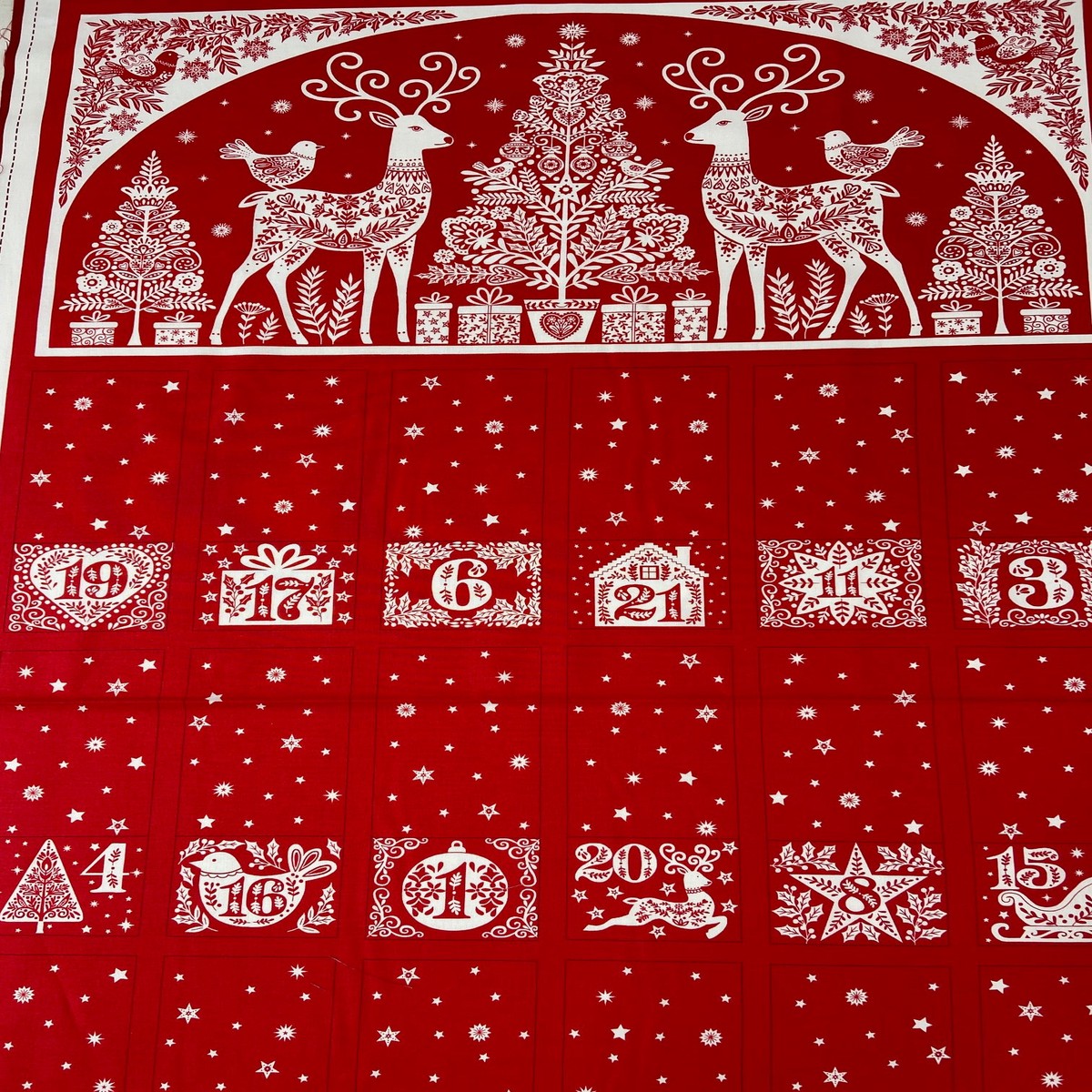 Makower Scandi 25 Christmas Fold Up Pocket Cotton Fabric Advent Panel Red